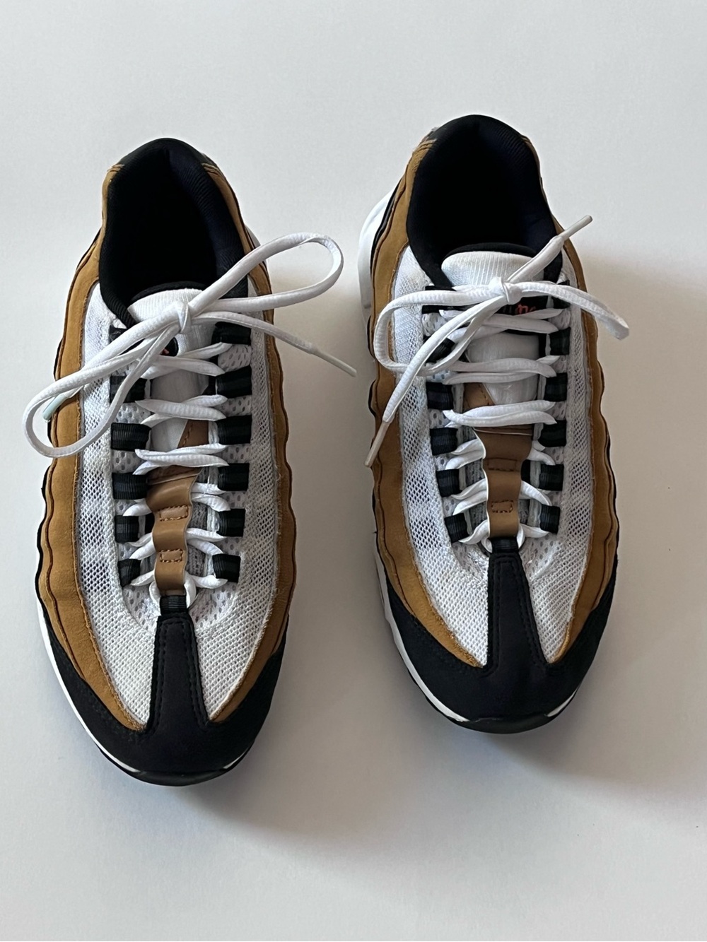 Nike Kids Lace-Up Sneakers in White, Black & Brown